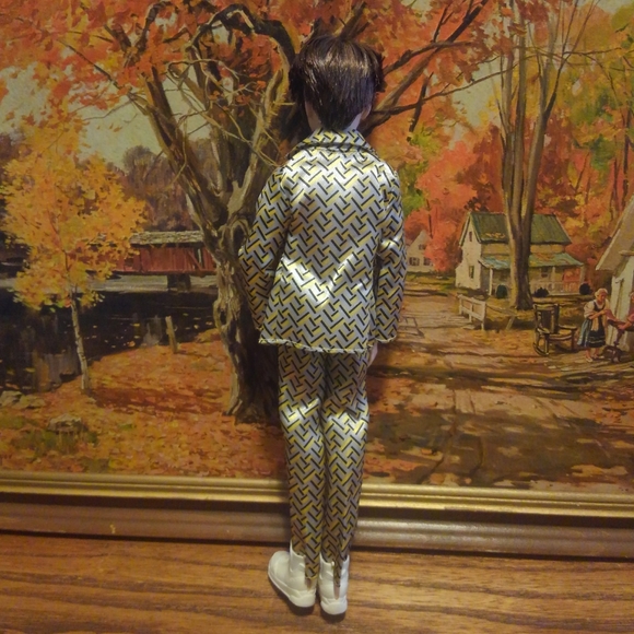 BTS ❤️ Suga 🔥 Doll Action Figure Toy Original Collectible 11.5" Realistic Cute - Picture 4 of 10